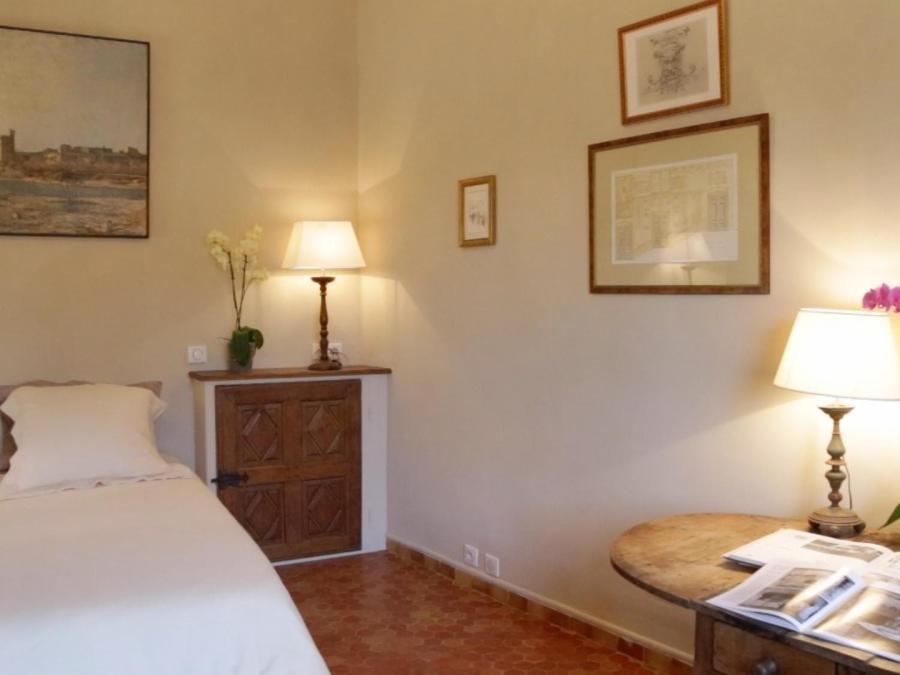 Maison Orsini Villeneuve-lès-Avignon Esterno foto