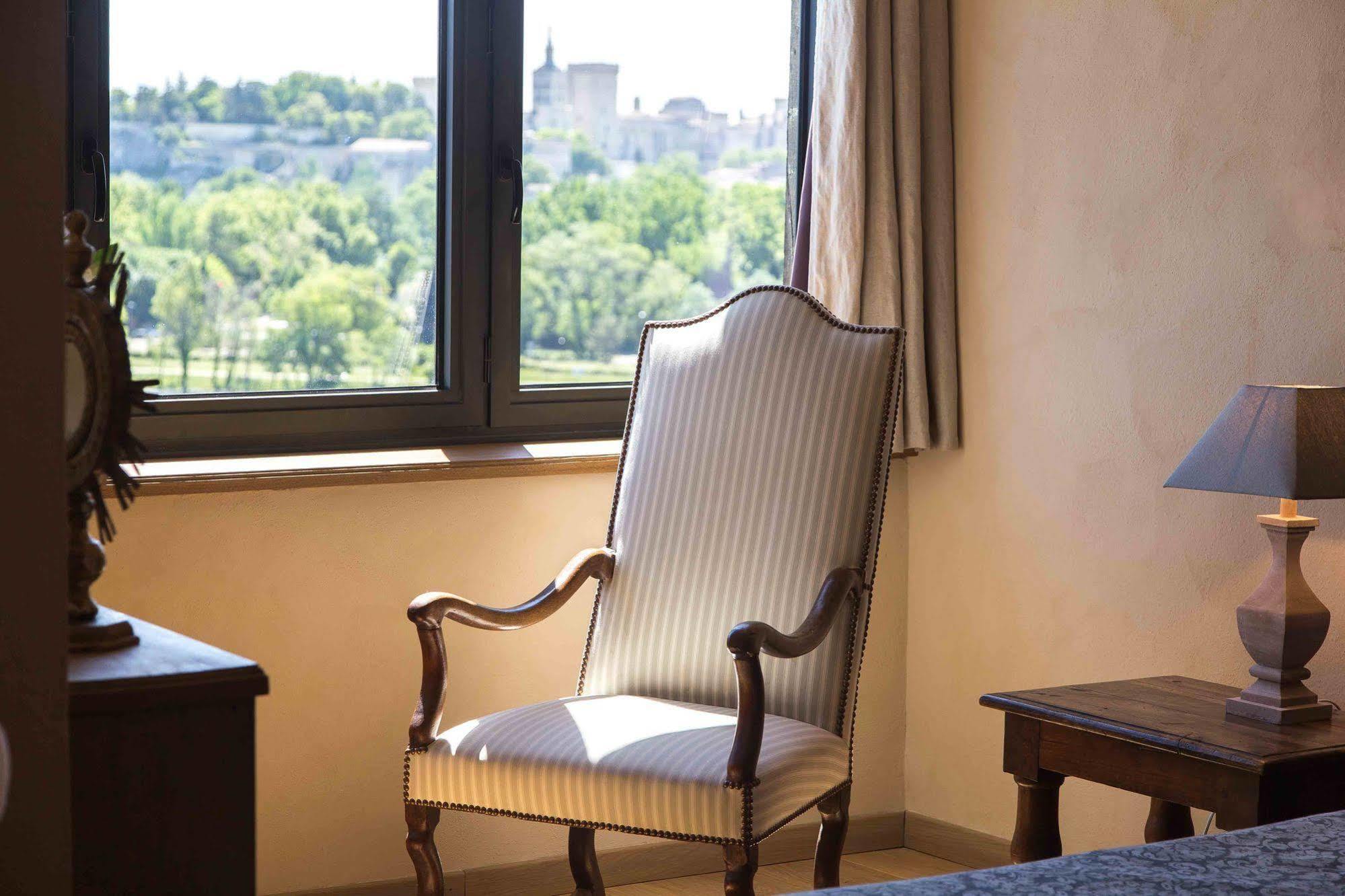 Maison Orsini Villeneuve-lès-Avignon Esterno foto